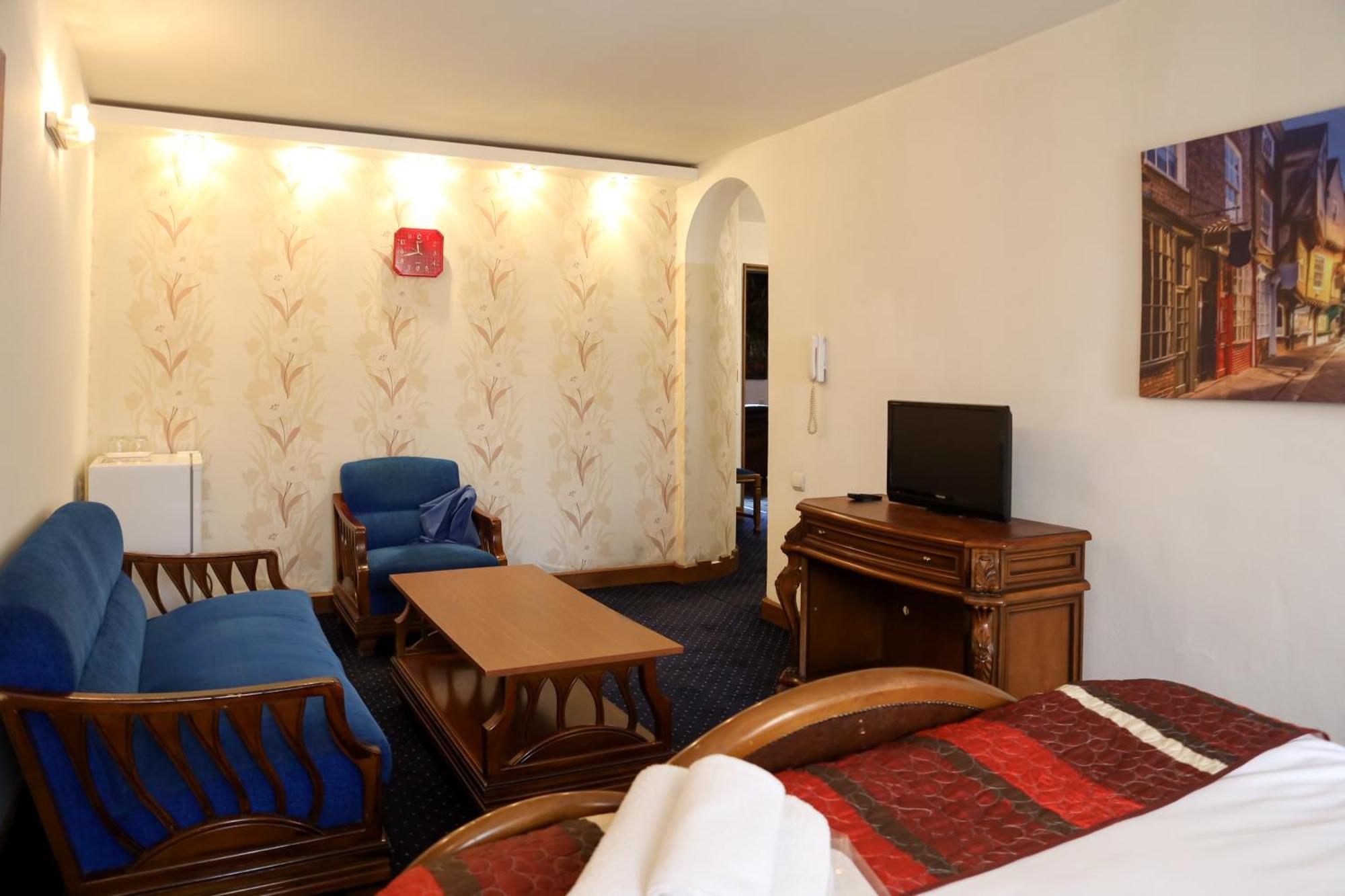 Hotel No Problem à Erévan Extérieur photo